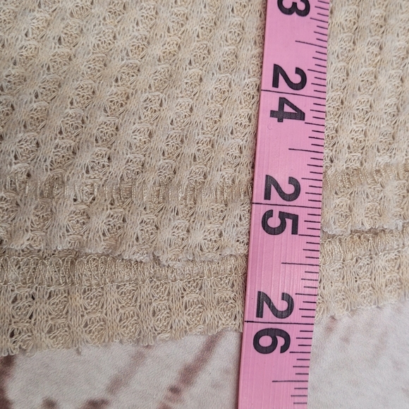 OUT FROM UNDER WOMEN'S BLOUSE - Picture 7 of 9